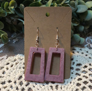 Resin shapes dangle earrings