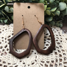 Load image into Gallery viewer, Wooden earrings
