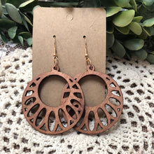 Load image into Gallery viewer, Wooden earrings
