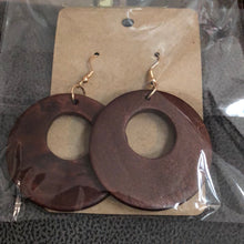 Load image into Gallery viewer, Wooden earrings   (16-34)
