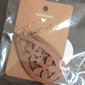 Wooden earrings   (16-34)