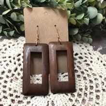 Load image into Gallery viewer, Wooden earrings
