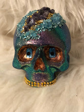 Load image into Gallery viewer, Geode pattern skull “Rocky”
