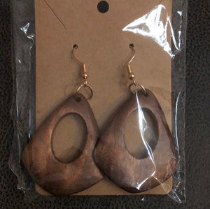 Wooden earrings   (16-34)