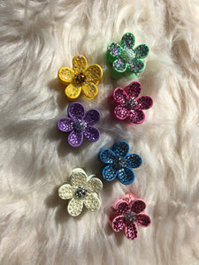 Small Bling rhinestone Flower Hair Clip