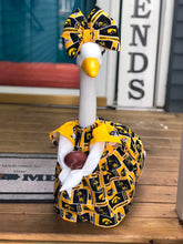 Load image into Gallery viewer, Iowa Hawkeyes Porch Goose Outfit 23"

