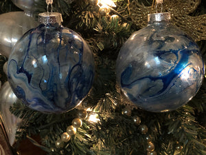 Set of 4 Glass Painted Christmas Ornaments Bulbs 2 5/8"