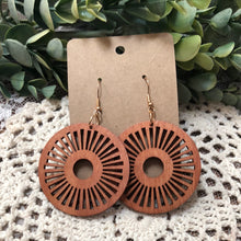 Load image into Gallery viewer, Wooden earrings
