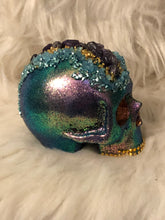 Load image into Gallery viewer, Geode pattern skull “Rocky”
