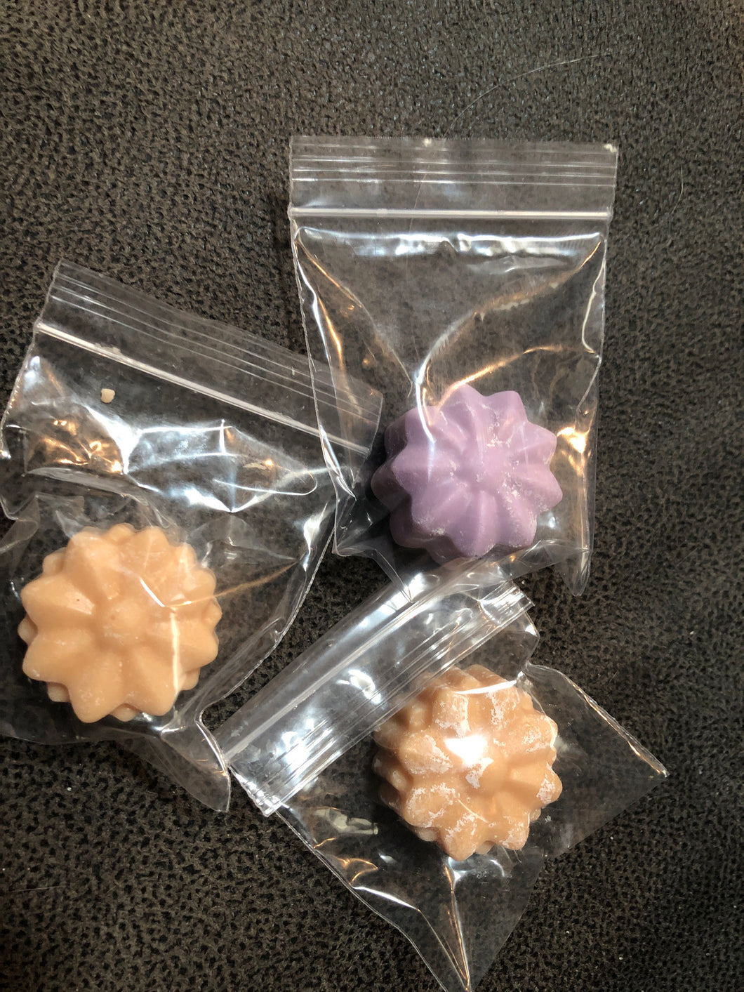 Soap samples (dishwashing, shampoo or body)