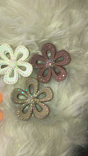 Load and play video in Gallery viewer, Flower hair clip with rhinestones
