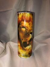Load image into Gallery viewer, 20 oz. Stainless Steel Tumbler Roaring flames Lion
