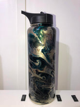Load image into Gallery viewer, Beautiful metallics Hydro Tumbler 40 ounce Ready to ship! 2 lids included!
