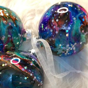 Set of 4 glass Christmas Bulbs Ornaments 3” You choose colors